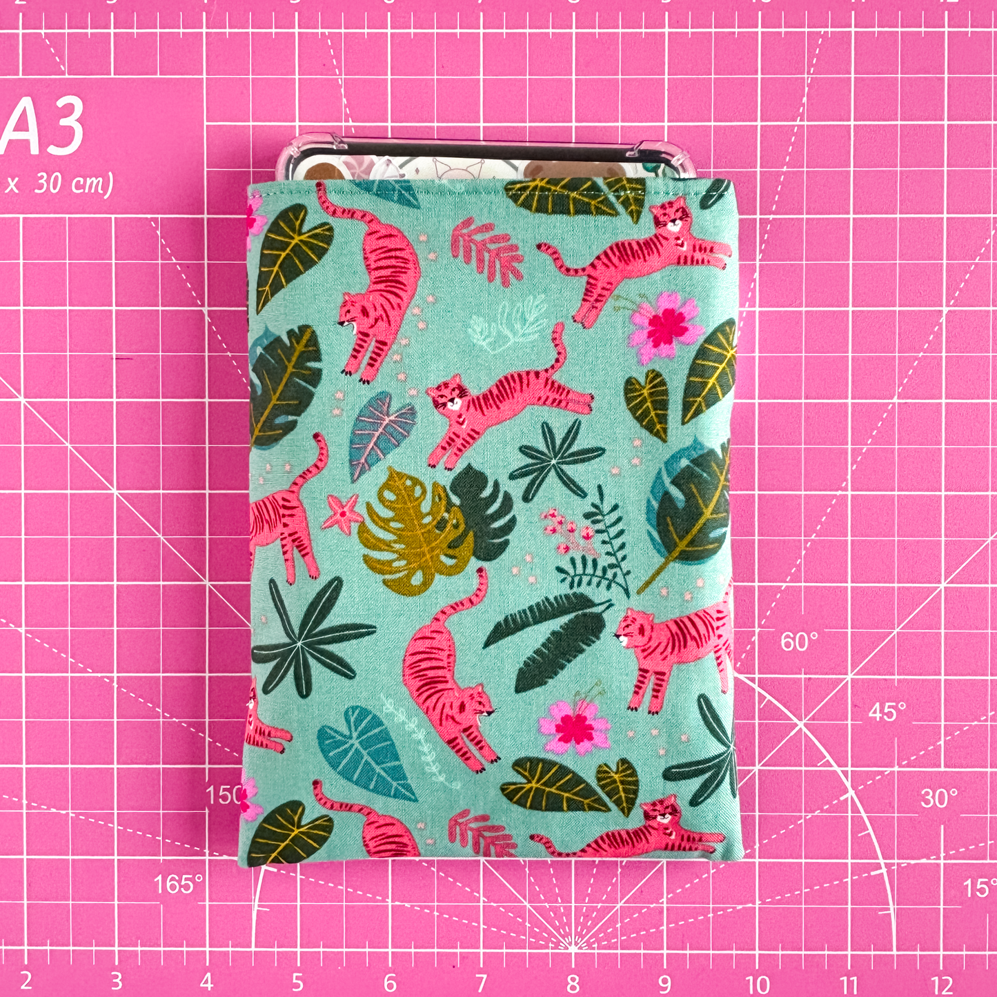 Tigers Kindle Sleeve