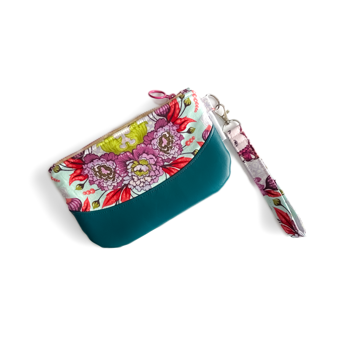 Elizabeth Classic Pouch