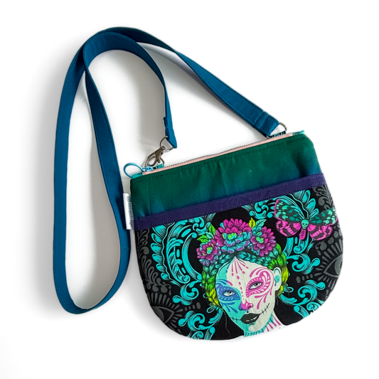 De La Luna Sling Bag